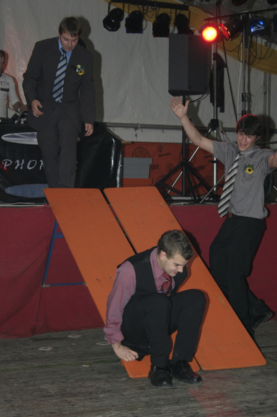 2006-10-23 - Montag - Festessen im Zelt