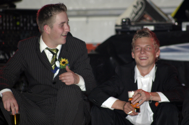 2006-10-23 - Montag - Festessen im Zelt
