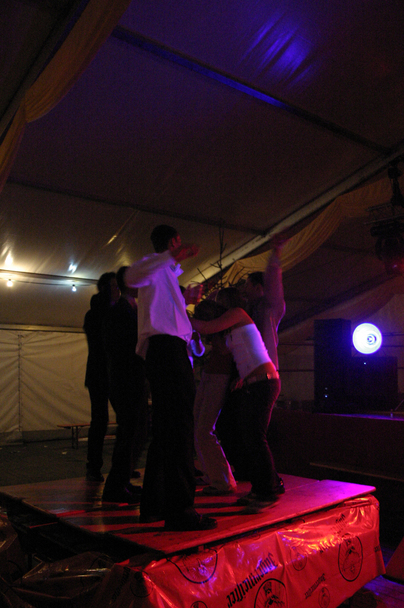 2006-10-23 - Montag - Festessen im Zelt