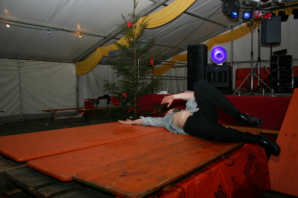 2006-10-23 - Montag - Festessen im Zelt