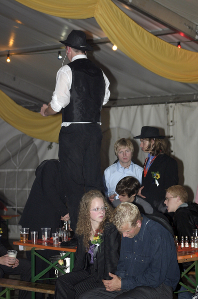 2006-10-23 - Montag - Festessen im Zelt