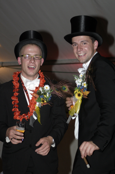2006-10-23 - Montag - Festessen im Zelt