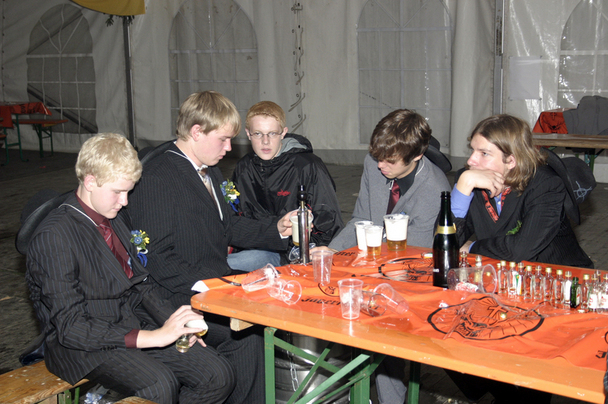 2006-10-23 - Montag - Festessen im Zelt