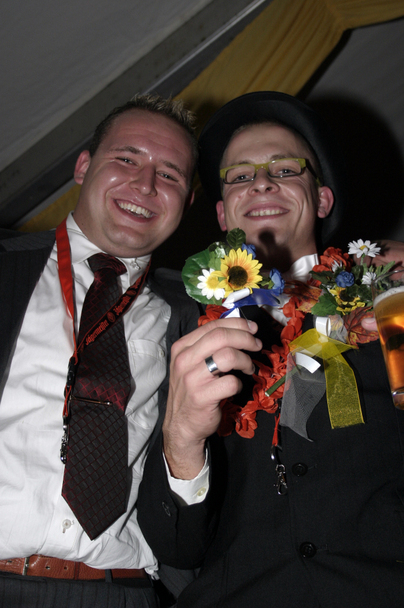 2006-10-23 - Montag - Festessen im Zelt