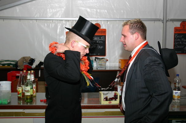 2006-10-23 - Montag - Festessen im Zelt