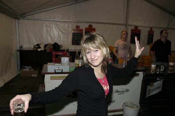 2006-10-23 - Montag - Festessen im Zelt