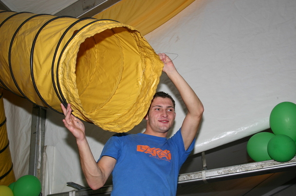 2006-10-23 - Montag - Festessen im Zelt