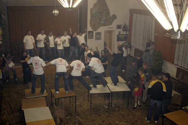 Antrinken der Kirmes