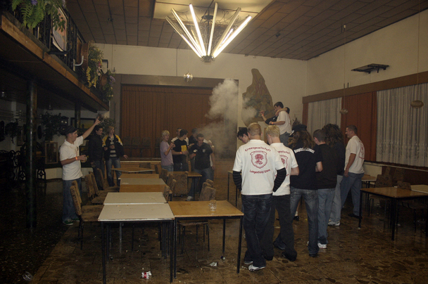 Antrinken der Kirmes