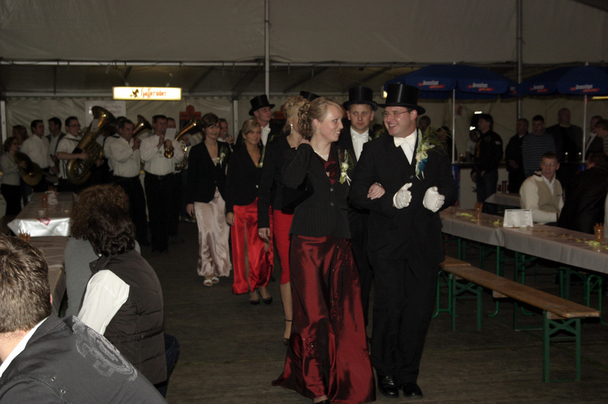 Kirmestanz mit Antares