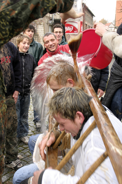 Rasieren auf dem Anger