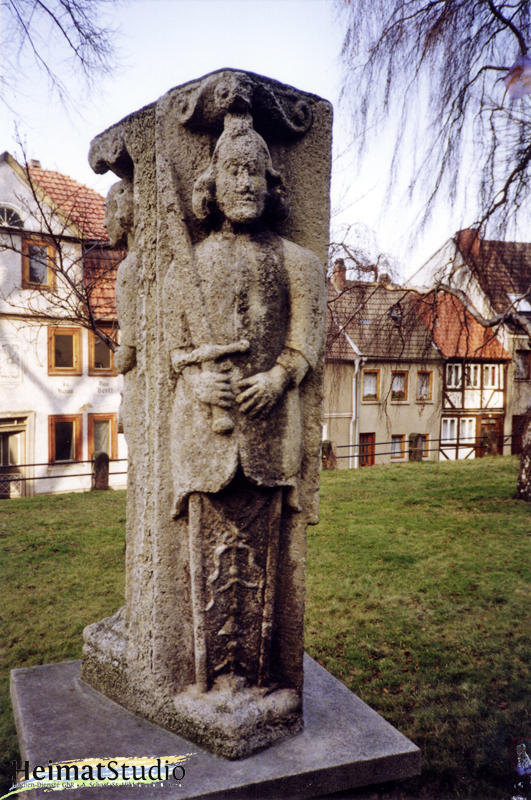 Die Portalfiguren des Keudelsteins in heutiger Zeit 4