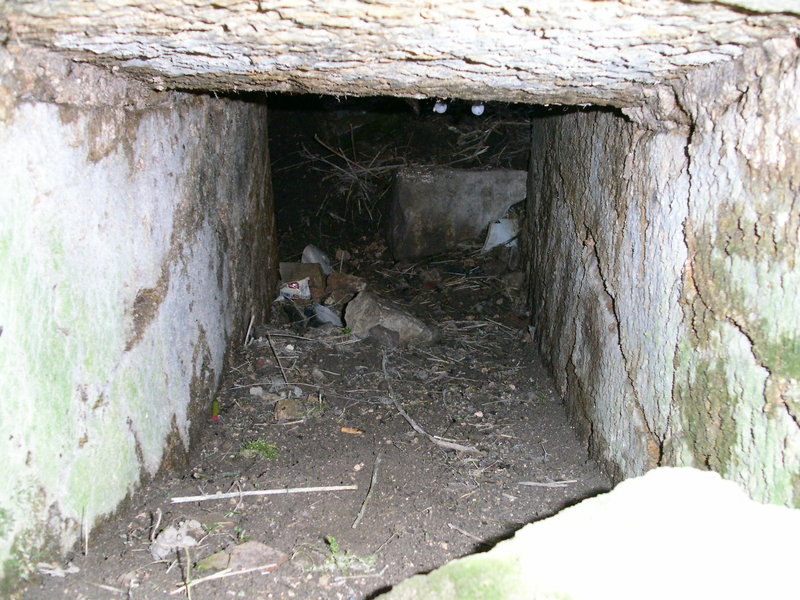 Das Keudelsteiner Gutsgelände im März 2004
