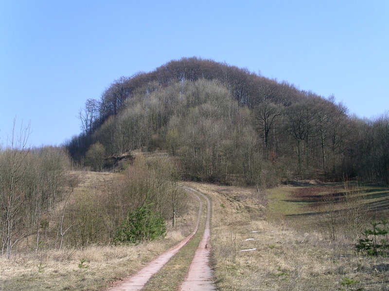 Das Keudelsteiner Gutsgelände im März 2004
